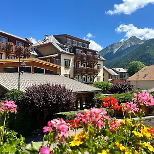 Les Autanes Spa-balneotherapie & Restaurant Hotel